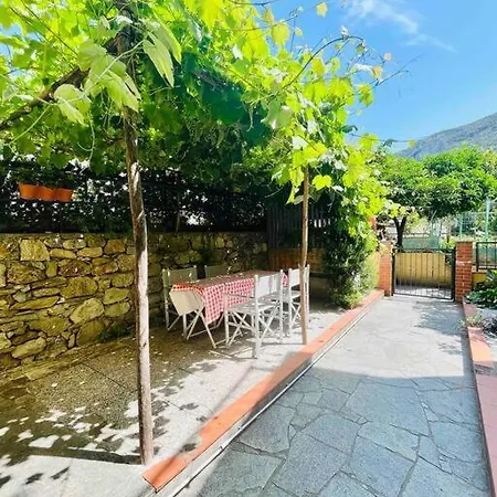 Bright Finalborgo Apartment Finale Ligure