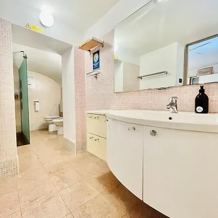 דירה Bright Finalborgo