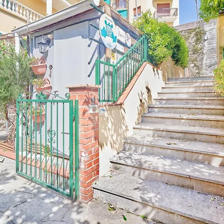 Bright Finalborgo
