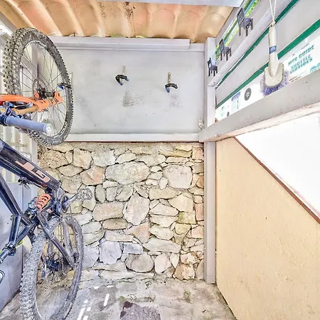 Bright Finalborgo Finale Ligure