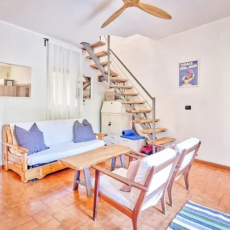 Bright Finalborgo * Finale Ligure