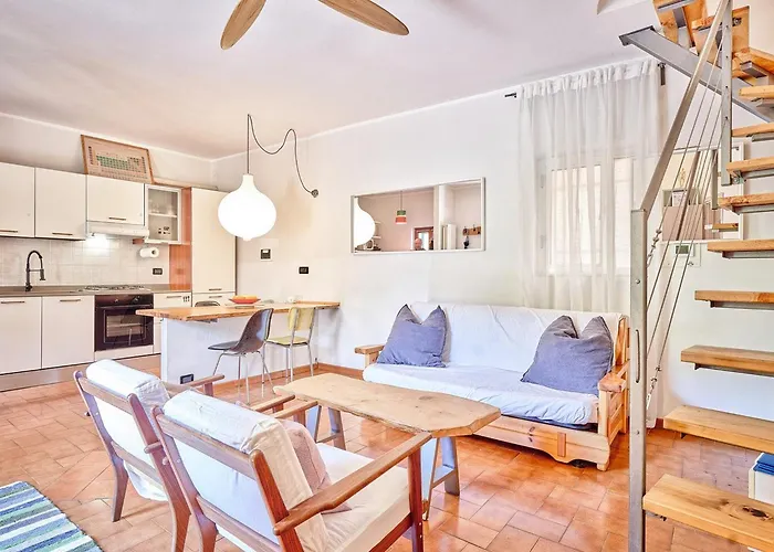 Bright Finalborgo * Finale Ligure