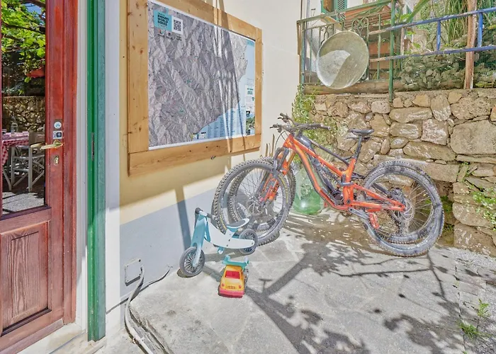 Bright Finalborgo * Finale Ligure